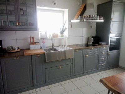 Stilvolle, modernisierte 3-Zimmer-Wohnung mit Terrasse und Einbauküche in Veelböken OT Paetrow