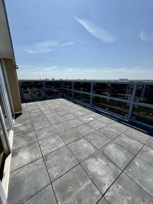 Dachterrasse oder Wintergarten? Beides haben Sie hier mit Elbblick.