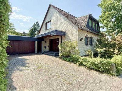 Solides & großzügiges Architektenhaus mit schönem Garten in reizvoller Wohnlage