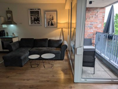 Schöne und neuwertige 3-Raum-Wohnung mit gehobener Innenausstattung mit Balkon in Rheine
