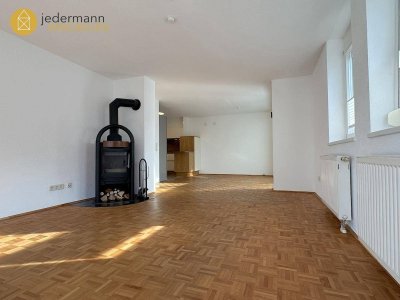 BLUDESCH: CHARMANTE, GERÄUMIGE 4-ZIMMER-WOHNUNG MIT TOLLEM WOHNFLAIR!