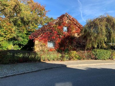 Geräumiges Wohnhaus in einer ruhigen Wohnlage von Heide