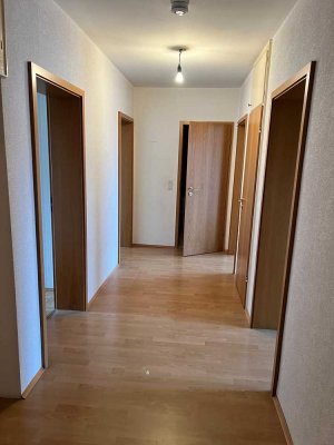Freundliche 3-Zimmer-Wohnung mit Balkon in Burscheid