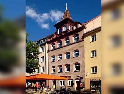 Juniorsuite - wunderschöne Altbauwohnung über den Dächern der historischen Stadt Nürnberg!