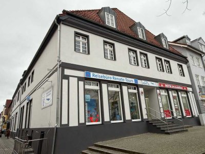2-Zimmer-Eigentumswohnung mit Maisonette-Flair *** Direkt Am Markt in Waren ***