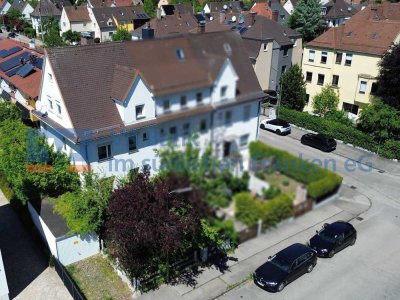 Sanierungschance in begehrter Wohnlage – Reiheneckhaus mit großem Potenzial in Augsburg