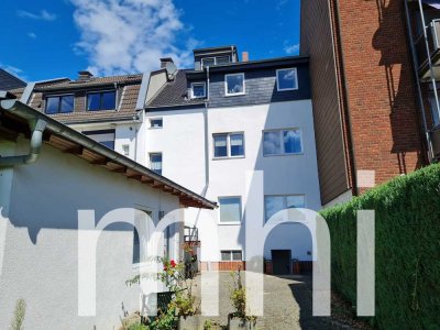 Troisdorf Zentrum: 4-Parteienhaus ideal für Kapitalanleger