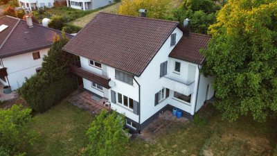 Sonniges Grundstück mit Bestand in Südlage