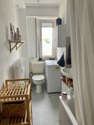Helle 2-Zimmer- Wohnung in Mannheim Neckarau