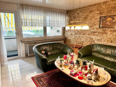 Gepflegte Wohnung mit Balkon und Garage in Schönaich