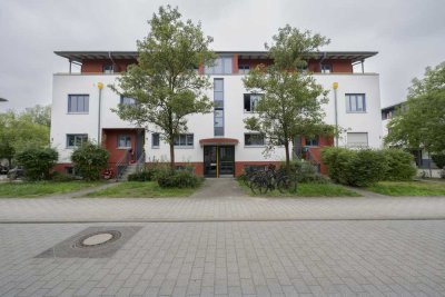 Helle 2-Zi DG-Wohnung am Naturschutzgebiet - Bezugsfrei!
