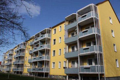 Du bevorzugst ein ruhiges Wohnumfeld im Grünen? Dann ist diese 2-Raum-Wohnung genau das Richtige!