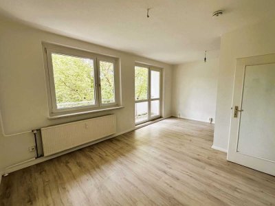 Gemütliche Studentenbude mit Balkon und Blick ins Grüne in Halle