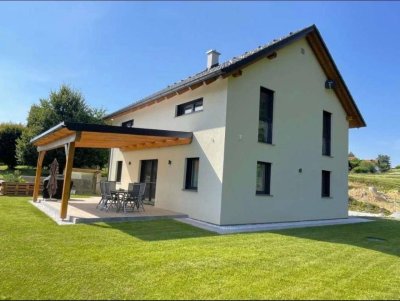 TRAUMHAUS - hochwertig ausgestattet - großer Grund - schnell Termin vereinbaren