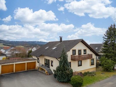 Schöne 3,5-Zimmer DG-Wohnung mit Balkon und Garage in zentraler Wohnlage von Wellendingen