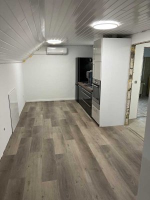 Klimatisierte 1-Zimmer Dachgeschosswohnung in Zentraler Lage Belm