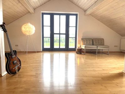 Helle 2-Zimmer Dachgeschosswohnung in Eggenfelden
