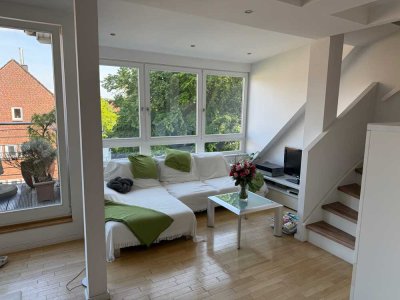 Ganz oben in Eppendorf: Individuelle DG-Maisonettewohnung in Hamburg Eppendorf