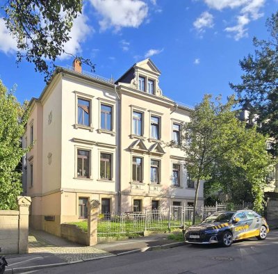 2-Raum-Wohnung mit EBK & Balkon
