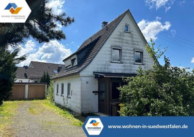 VR-IMMO: - Hilchenbach-Allenbach, sanierungsbedürftiges Haus mit großem Grundstück!