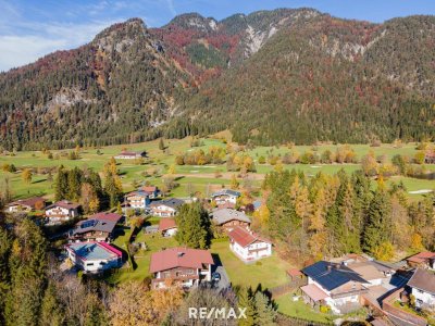 Traumhaftes Grundstück mit Altbestand - Sanierung oder Neubau nach Ihren eigenen Vorstellungen