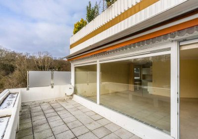 Attraktive Zwei-Zimmer-Wohnung mit Sonnenterrasse und Blick in den Park