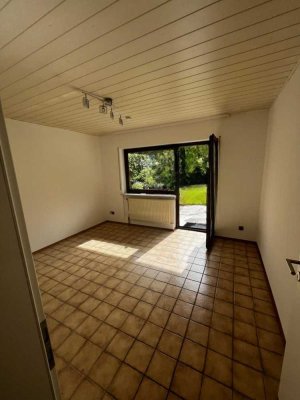 Stilvolle 2-Zimmer-Einliegerwohnung mit Garten und EBK in Kaiserslautern