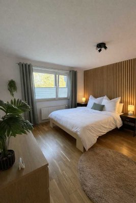 Modern möblierte 2-Zimmer-Wohnung mit Garten in Stuttgart-Möhringen