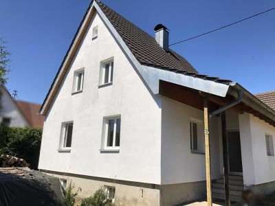 Einfamilienhaus mit großem Grundstück, Scheune und naturnaher Lage
