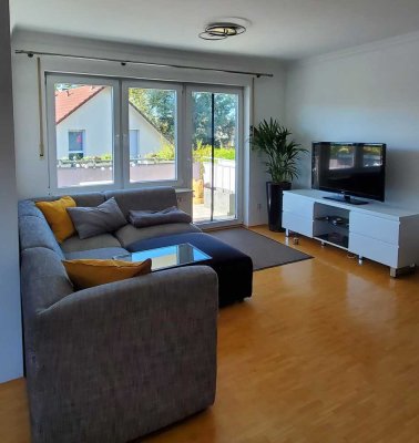 Gepflegte, helle 3,5 ZKB, ca 84m² Wfl.+ Nfl., sep. WC, AR, Balkon, Keller in ruhiger Lage
