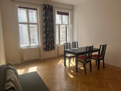 HELL, RUHIG, ZENTRAL - Altbau-Flair Nähe Tigerpark