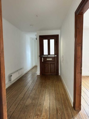 St. Georg - 2 (3) Zimmer Wohnung mit Holzdielenboden