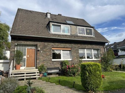 Großzügiges 1-2 Familienhaus mit vielen Gestaltungsmöglichkeiten