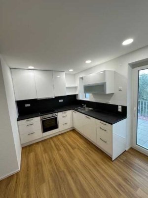 Exklusive 4- Zimmer Maisonett Wohnung FR- Brühl