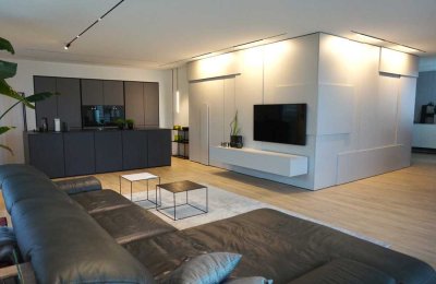 Neuwertige und luxuriös ausgestattete 4,5 Zimmer Wohnung am Frauenkopf in Stuttgart
