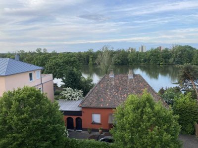 2-Zimmer Penthouse-Wohnung mit Mainblick und großer Terrasse