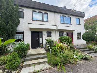Einfamilienhaus in Stuttgart-Heumaden mit Garage und Garten