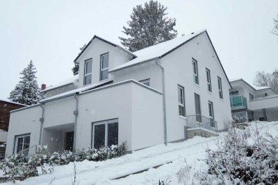 Erstbezug nahe Uniklinik: Modernes Wohnen in ruhiger Lage von Würzburg