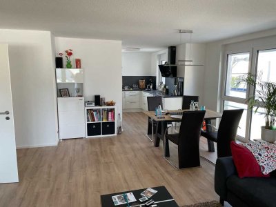 Helle, neuwertige, barrierefreie 3,5-Raum-Wohnung mit Balkon und EBK in Schwendi-Bußmannshausen