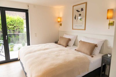 Geschmackvolle 1-Raum-Wohnung mit lux. Innenausstattung mit Balkon und EBK in Mörfelden-Walldorf