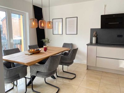 Kleine 3-Zimmer-Wohnung mit sonniger Terrasse! 2 PKW-Stellplätze!