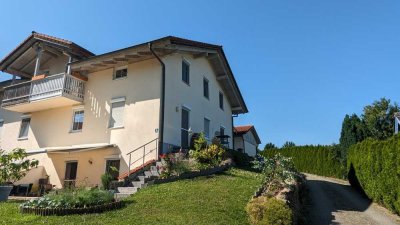 Attraktive 2,5-Zimmer-DG-Wohnung mit Balkon in Schechen