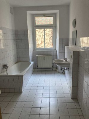 frisch renoviert - große 2-Raum-Wohnung in Zittauer Innenstadt