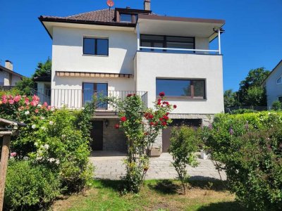 Ein-bis Zweifamilienhaus in Wohlfühllage