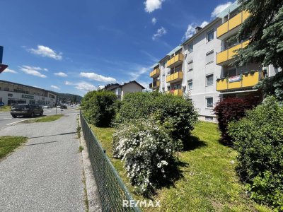 Modern, zentral, bezugsbereit - Kernsanierte 3,5-Zimmer-Wohnung mit hervorragender Infrastruktur