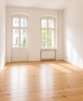 Großzügige 2-Zimmer-Altbauwohnung im Samariterkiez zu verkaufen, bezugsfrei