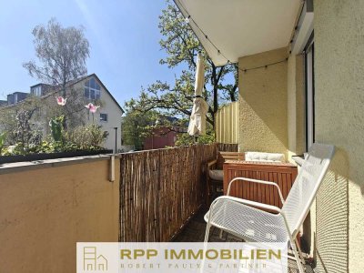 Renoviert & bezugsfrei: 2,5-Zimmerwohnung mit Süd-Balkon in ruhiger Lage von Untermenzing/München