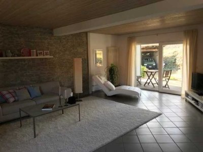 Attraktives Einfamilienhaus mit gehobener Innenausstattung und EBK in Fischbachtal