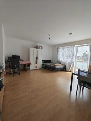 Schöne 1-Zimmer-Wohnung mit Balkon