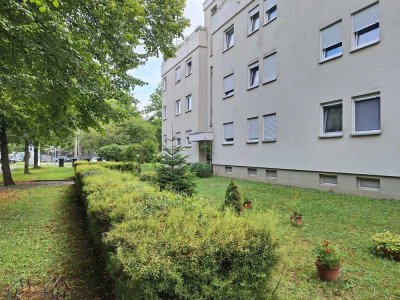 Helle 3-Zimmer-Wohnung mit Loggia und Tiefgaragenstellplatz